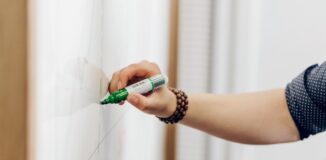 Lavagne magnetiche con ruote